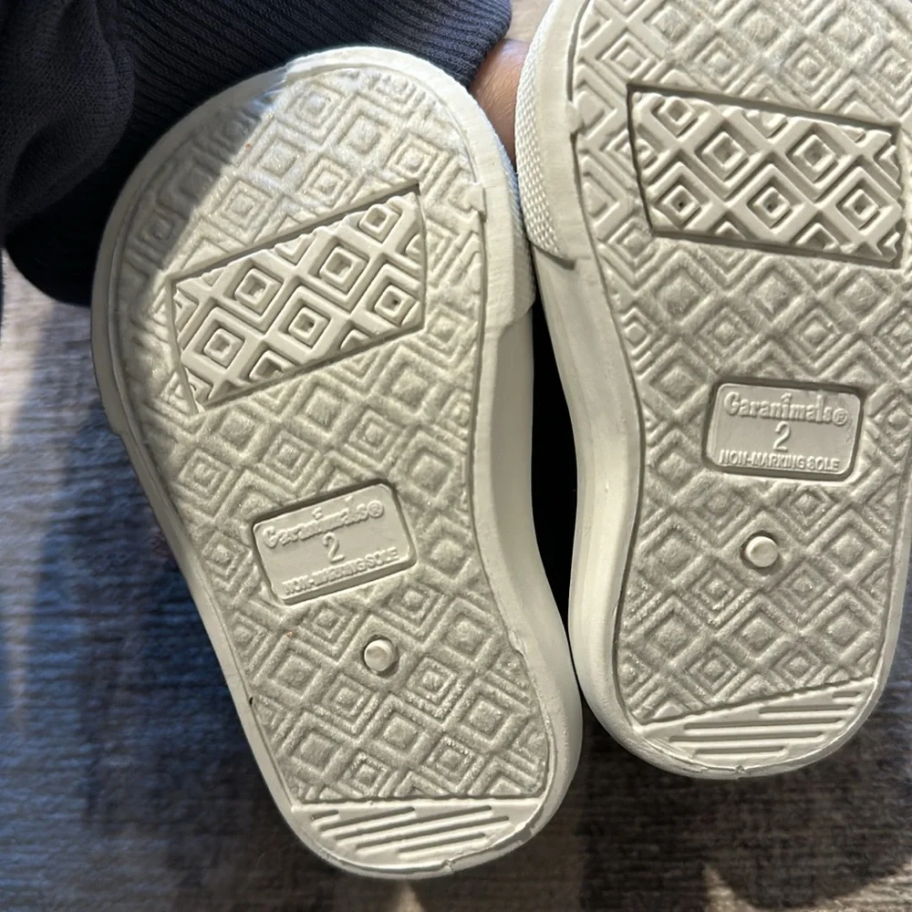 Garanimals size 2 slip on shoes